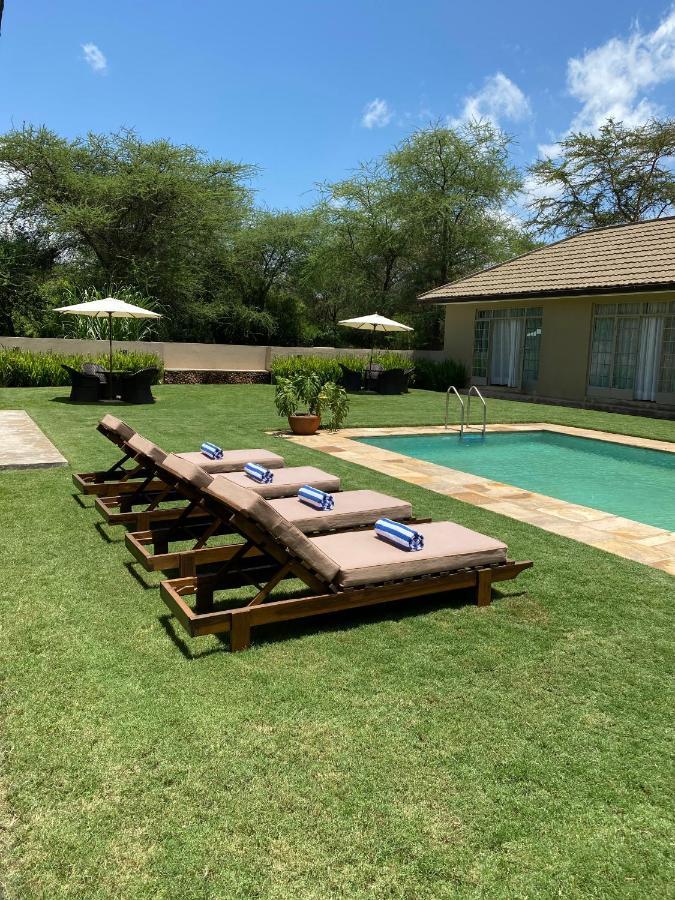 The Safari House Usa River Exterior foto
